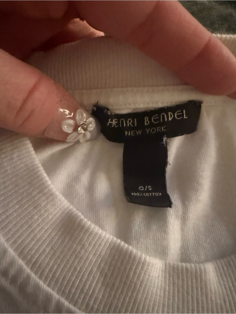 Henri Bendel authentic 2 t-shirts sz s/m EUC - Picture 5 of 6